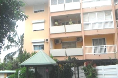 APPARTEMENT T3 AVEC BALCON ET TERRASSE — photo 2