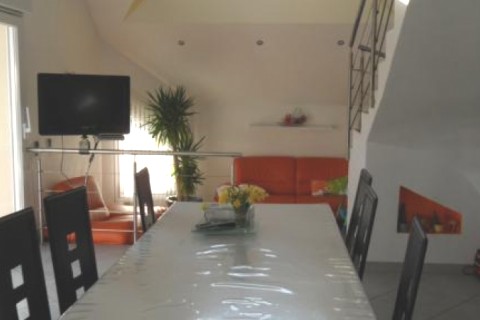 Maison individuelle avec piscine — photo 13