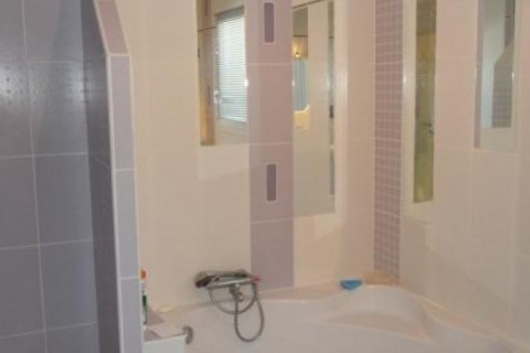 Maison individuelle avec piscine — photo 17