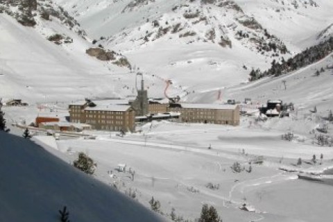 Casa soleada en Vall de Núria con magníficas vistas y jardín — photo 11