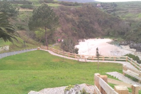 Preciosa casa en la costa de Cantab... — photo 8