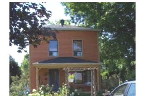 Cottage centenaire.  Endroit paisib... — photo 2