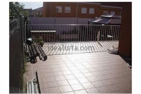 CHALET ADOSADO CERCA DE MADRID TOTA... — photo 13