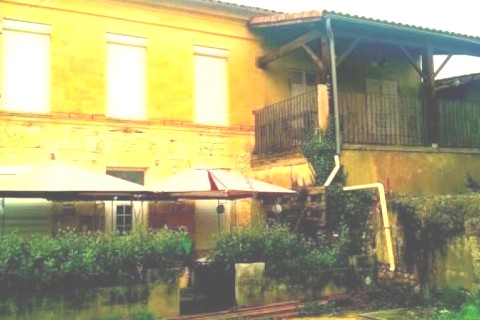 Maison de village de 220 m2 avec une terrasse et une loggia dans le médoc — photo 2