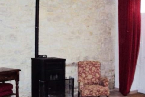 Maison de village de 220 m2 avec une terrasse et une loggia dans le médoc — photo 6