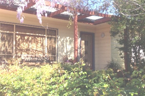 Beautifully maintained home surroun... — photo 2