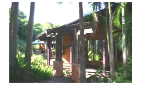 The house sits in 10 acres of river... — photo 8