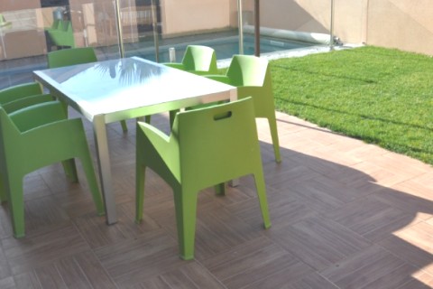 Belle maison contemporaine en Provence avec piscine et cuisine d'été — photo 3