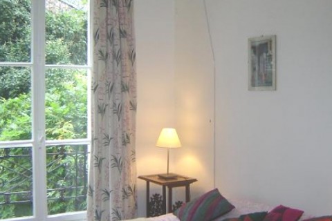 This is a charming 3 bedroom apartment - Paris — photo 13