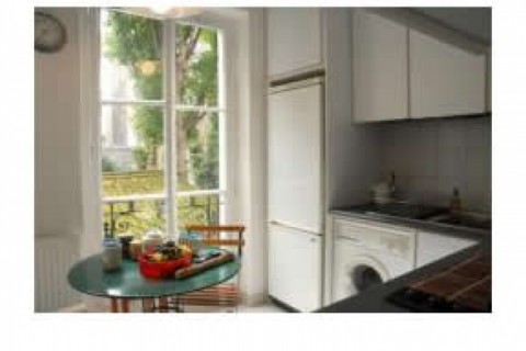 This is a charming 3 bedroom apartment - Paris — photo 20