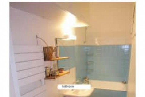 This is a charming 3 bedroom apartment - Paris — photo 8