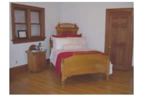 A spacious, beautiful 1890 Victoria... — photo 2