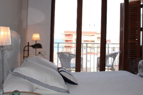 APARTAMENTO PRIMERA LINEA DE PLAYA. en Valencia — photo 14