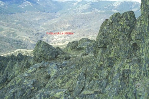 Maison de campagne à Puebla de la Sierra — photo 2