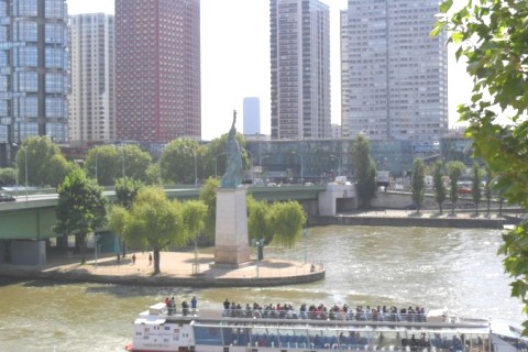 Appt parisien avec vue sur la Seine — photo 4