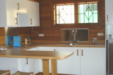 Maison en bois à Séville — photo 2