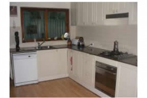 We have a 3 bedroom cottage near Br... — photo 2