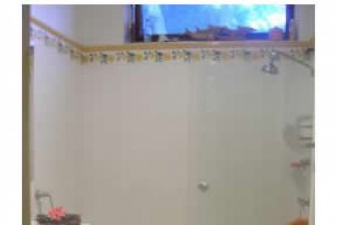 We have a 3 bedroom cottage near Br... — photo 4