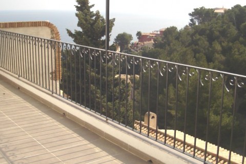 Bungalow sur la mer en Espagne — photo 10
