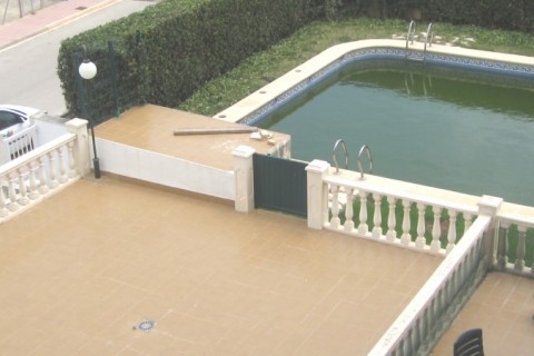 Bel appt à Piles en Espagne — photo 11