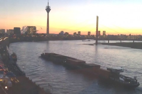 Joli appt à Düsseldorf — photo 18