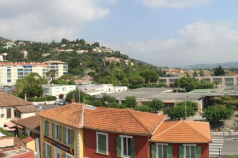 Appartement dans les Alpes Maritimes — photo 2