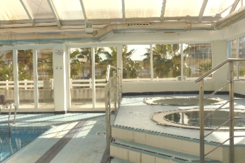 Apartamento en la playa con piscina, gimnasio, jacuzzi, paddel, piscina cubierta... — photo 9
