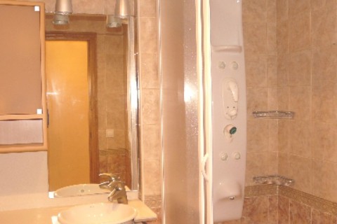 Apartamento en la playa con piscina, gimnasio, jacuzzi, paddel, piscina cubierta... — photo 12