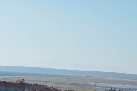 appartement vue mer et collines, 100 m de la plage à pied, lumineux et calme — photo 8
