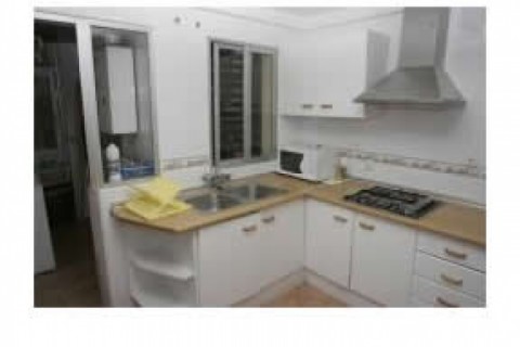 Es un piso situado en una cuarta pl... — photo 2