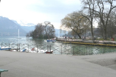 Bel appartement 3 pièces dans le centre d'Annecy — photo 4