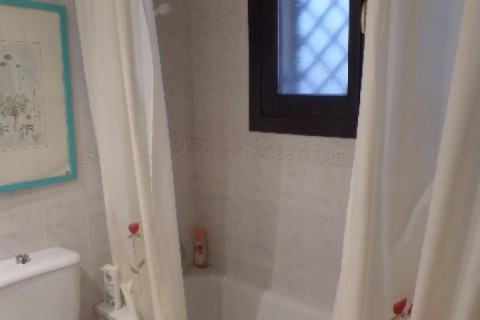 Chalet adosado en urbanización privada. — photo 20