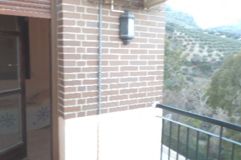 Chalet adosado en urbanización privada. — photo 32