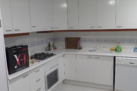 Chalet adosado en urbanización privada. — photo 15