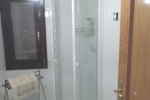 Chalet adosado en urbanización privada. — photo 37
