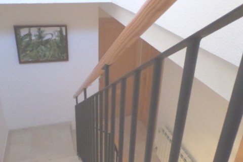 Chalet adosado en urbanización privada. — photo 26