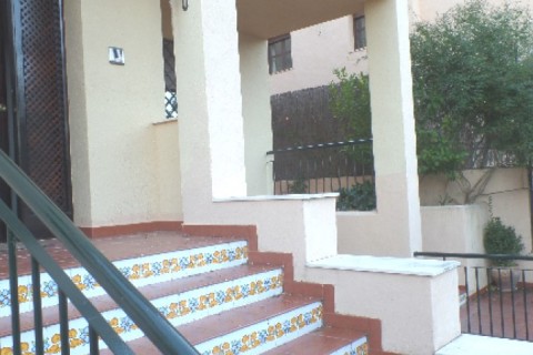 Chalet adosado en urbanización privada. — photo 8