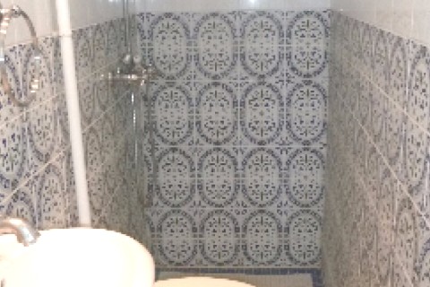 Paris à 5mn - Maison avec jardin calme 5mn du métro, pour 9 personnes max. / Suis intéressée par toutes destinations - vacances scolaires - nous sommes 3 mais voyageons avec des amis ou famille proche — photo 3