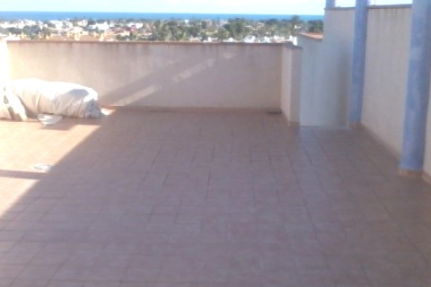 ENCANTADOR ÁTICO EN PRIMERA LINEA DEL MAR — photo 15