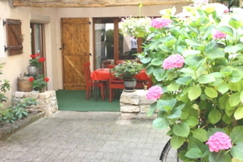Maison au centre ville de Nuits St Georges, au calme à proximité du vignoble prestigieux de Bourgogne — photo 2