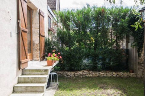 Maison au centre ville de Nuits St Georges, au calme à proximité du vignoble prestigieux de Bourgogne — photo 3