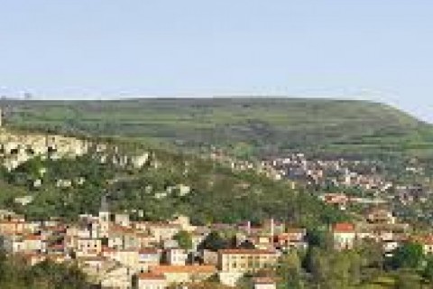 maison dans village auvergnat — photo 2