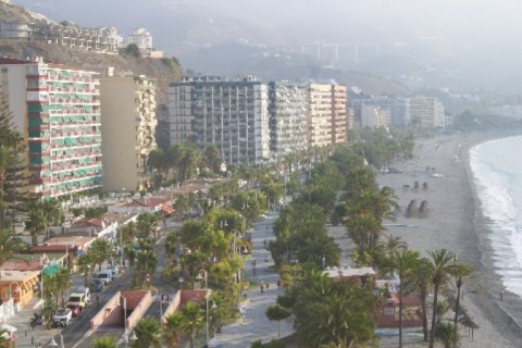 ESPACIOSO Y LUJOSO PISO CON BELLISIMAS VISTAS AL MAR.WIFI.PARKING.BICIS.CANOA — photo 18