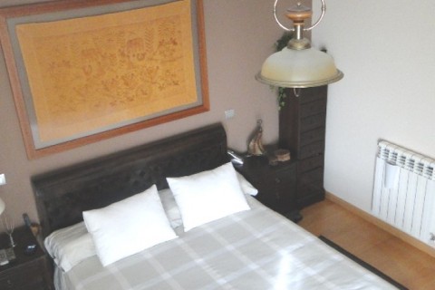Duplex de 4 dormitorios con amplia terraza en Las Rozas — photo 3