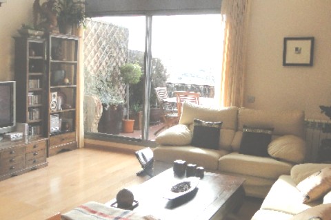 Duplex de 4 dormitorios con amplia terraza en Las Rozas — photo 10