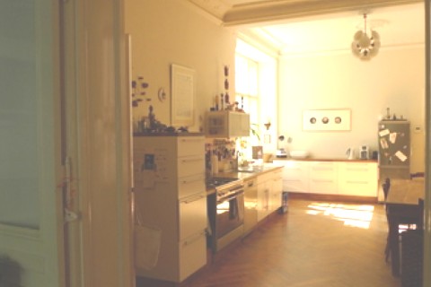 Beautiful, spacious flat in Berlin's most charming neighborhood Charlottenburg (family flat), summer 2016 — photo 3