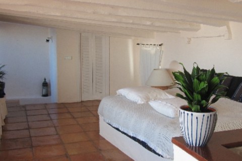 ENCANTADORA CASA EN EL CENTRO HISTÓRICO DE IBIZA — photo 7