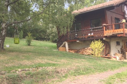 Lumière et nature dans un chalet douillet — photo 2
