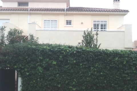 EXCELENTE CHALET PAREADO, COSTA DEL SOL, CENTRO CIUDAD, muy bien comunicado, a quince minutos de Málaga — photo 8