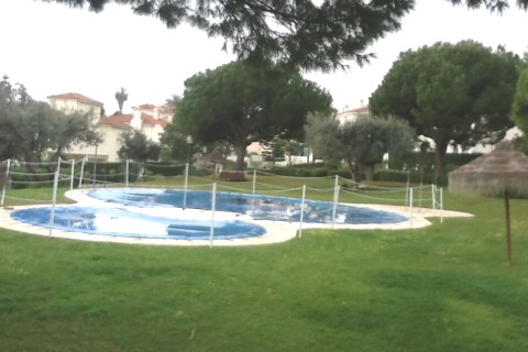 EXCELENTE CHALET PAREADO, COSTA DEL SOL, CENTRO CIUDAD, muy bien comunicado, a quince minutos de Málaga — photo 9